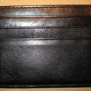 "CREDIT CARD HOLDER W/6 POCKETS AND CENTER SQUEEZES OPEN FOR COINS" BLACK